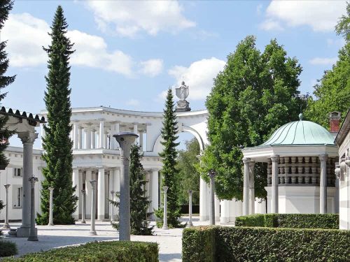 Žale cemetery: timeless masterpiece by architect Plečnik